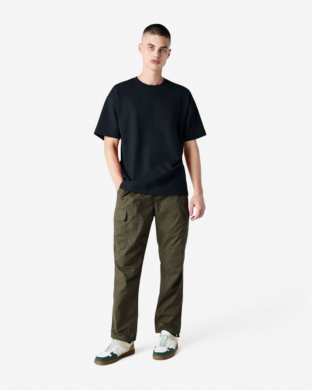 9001_Black_04__05506